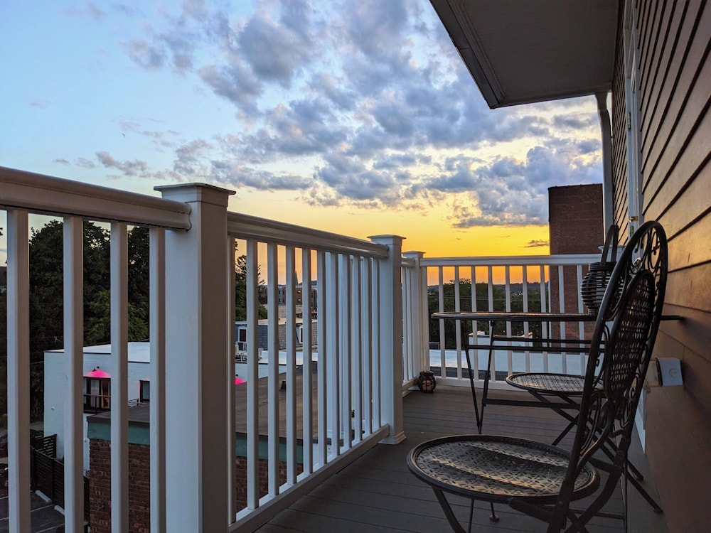 The Dutchess Inn and Spa at Beacon - Property Image 1
