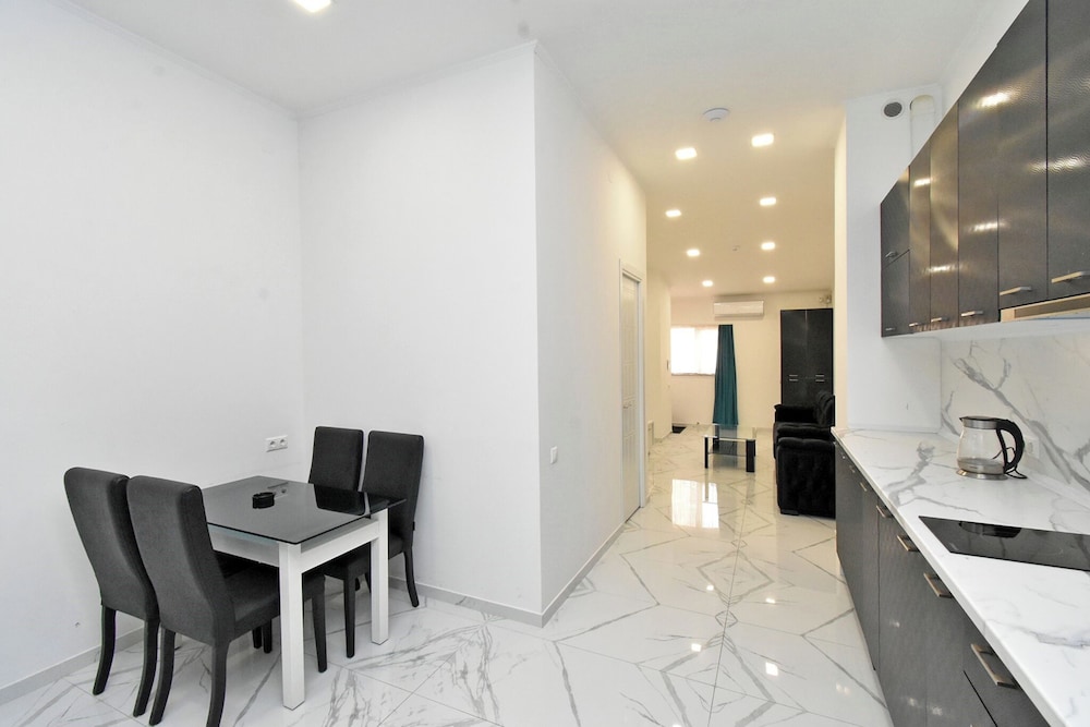 Aparthotel by Luxe Group TT88