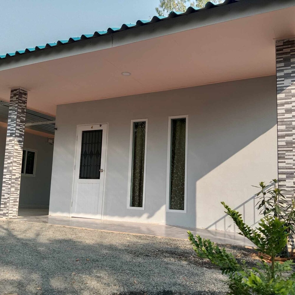 Sunshine Rest Resort