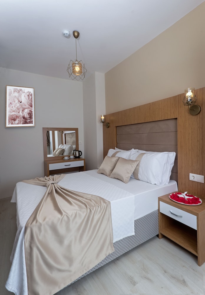 Zeyn Hotel Istanbul - Image 29