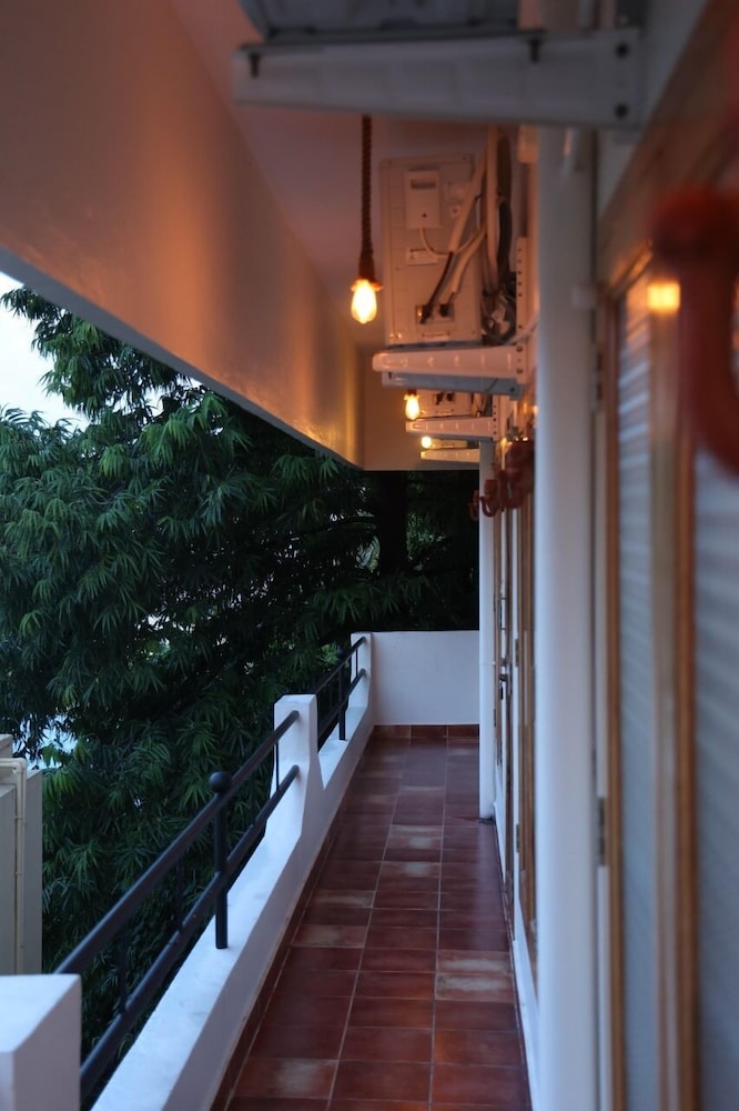 Dwaraka Guest House