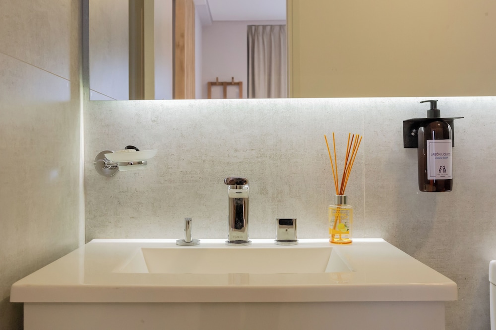 Porto by FMA Coliving