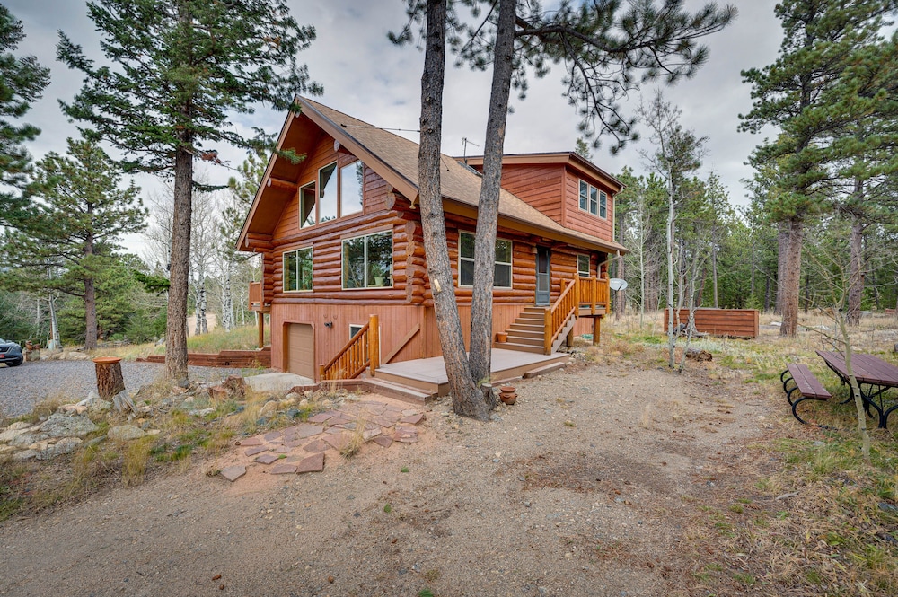 Rustic Ward Retreat w/ Deck + Mountain Views! view 5