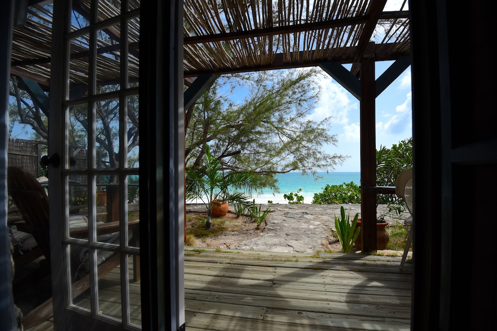 Pigeon Cay Beach Club