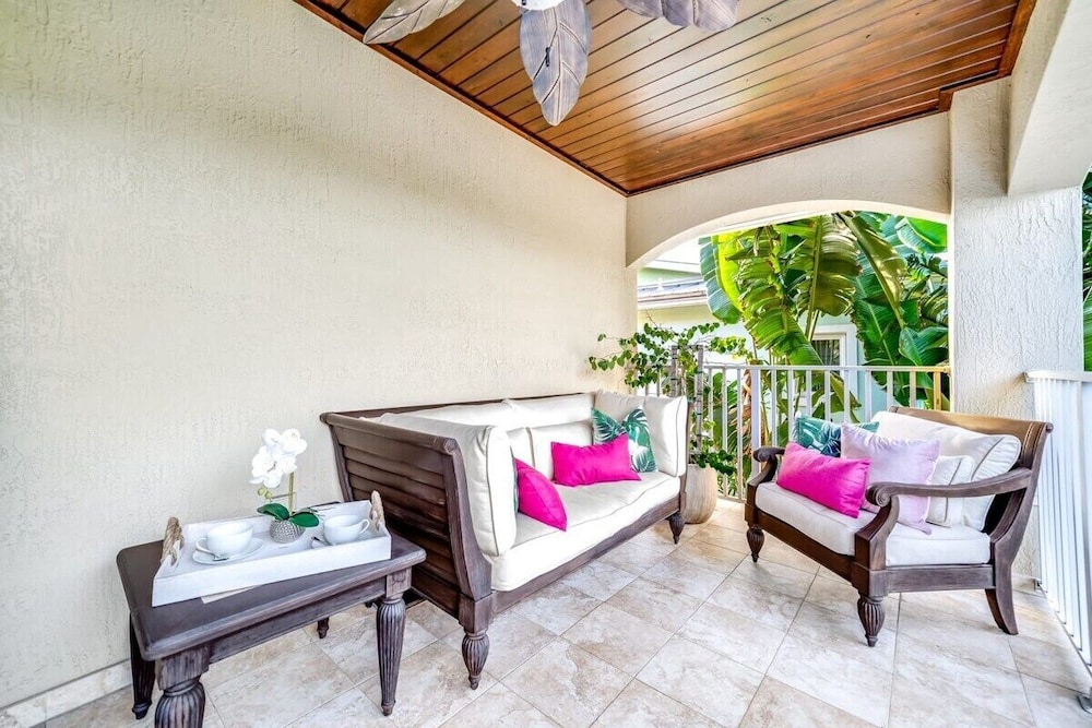 5 Bedroom Luxury Home, Minutes to Las Olas, Shops & Beach