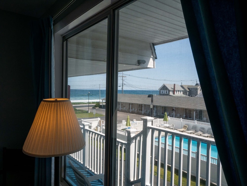 Sea Latch Inn
