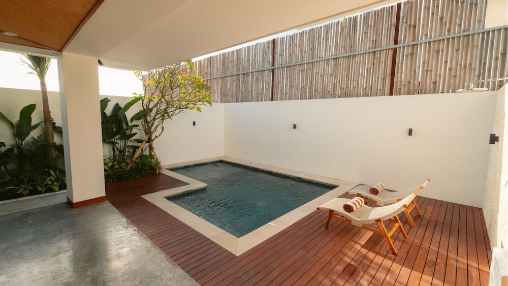 Treetop Villas