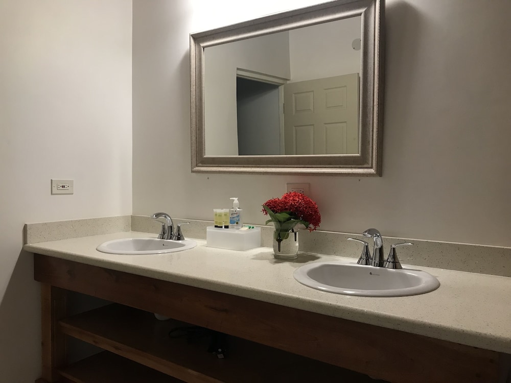 Sommerville Resorts view 2