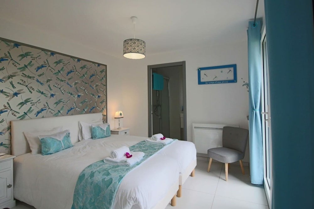 Villa in Monce-en-belin Near Le Mans Circuit