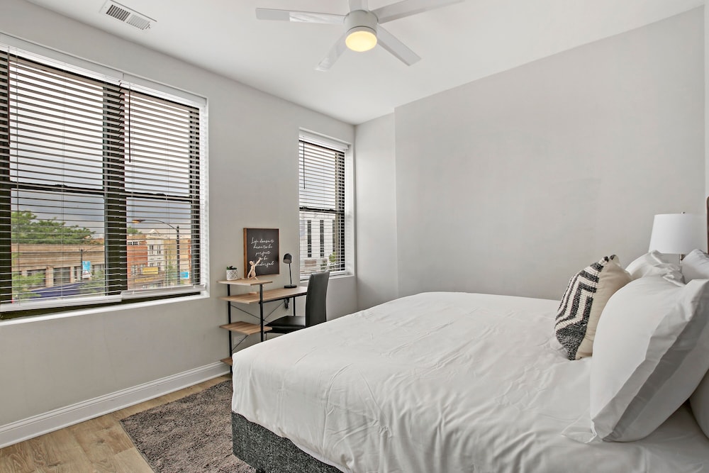 Central Park 3BR - CP S6 - Image 5