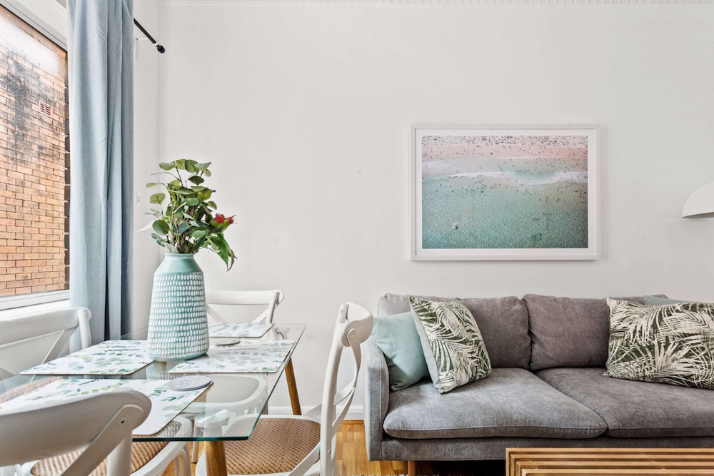 Bondi 2-bed Apartment With Awesome Sunrise Views