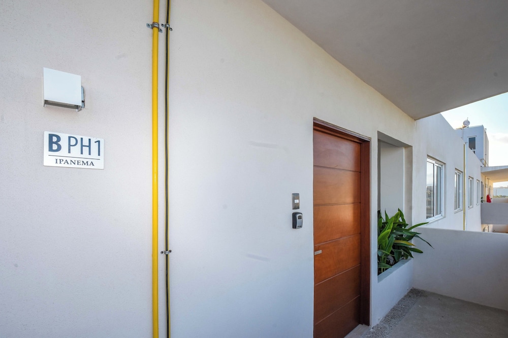 New Vidamar Apartment with Pool & Tennis