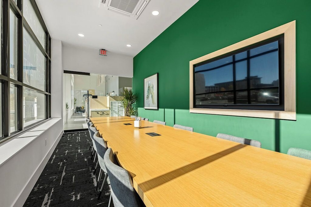 Placemakr Reno