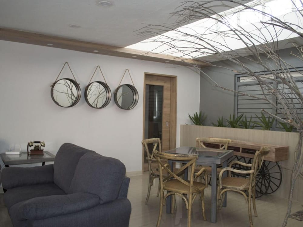 Casa Maria - Yucatan Home Rentals view 3