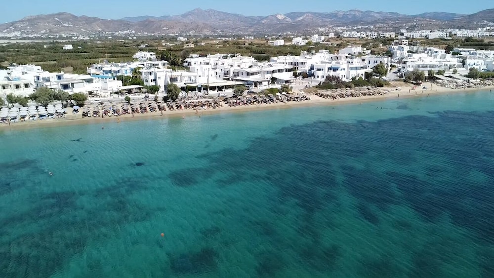 Sunshine Bay Suites view 3