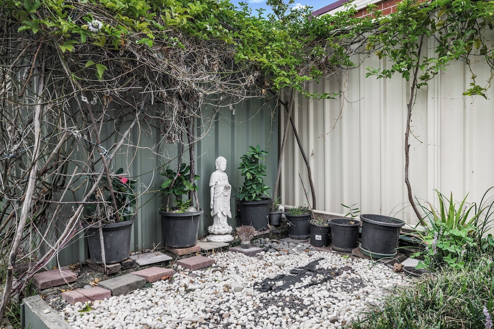 StayAU Cozy 3BR Suburban Ingleburn
