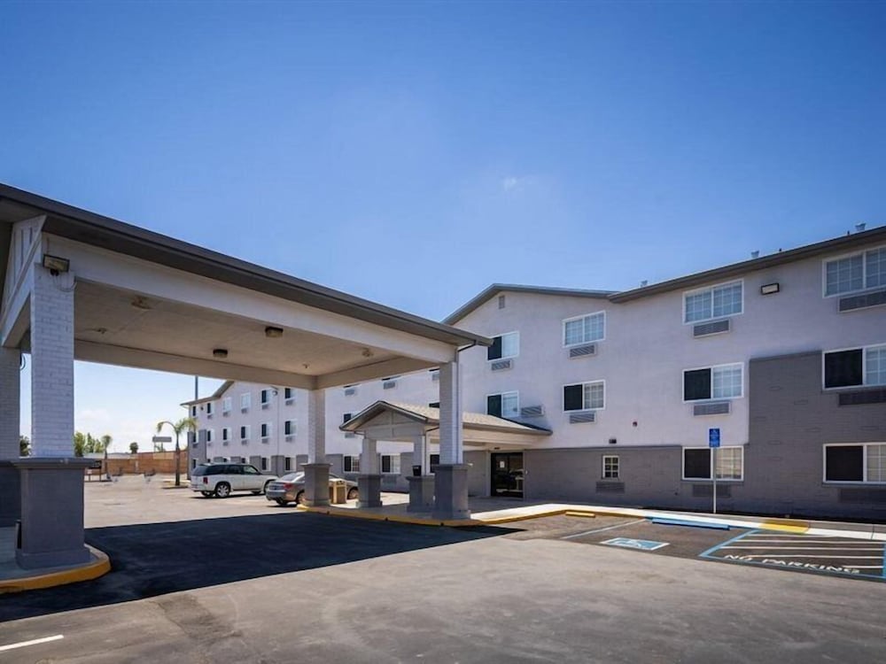 Hayward Vacations - Comfort Inn - Property Image 16