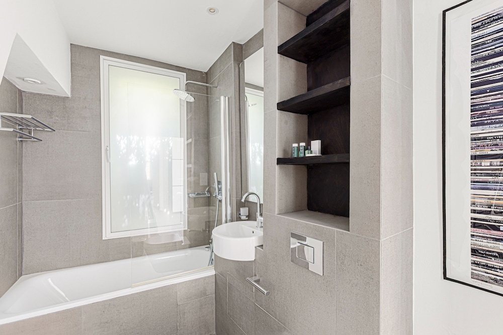 Eson2 The Dawson Place 1 Bedroom Flat