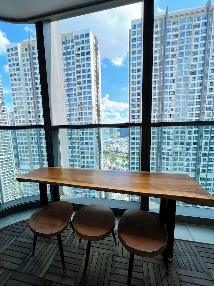 Vinhome Central Park - ADVANTAGE HOME