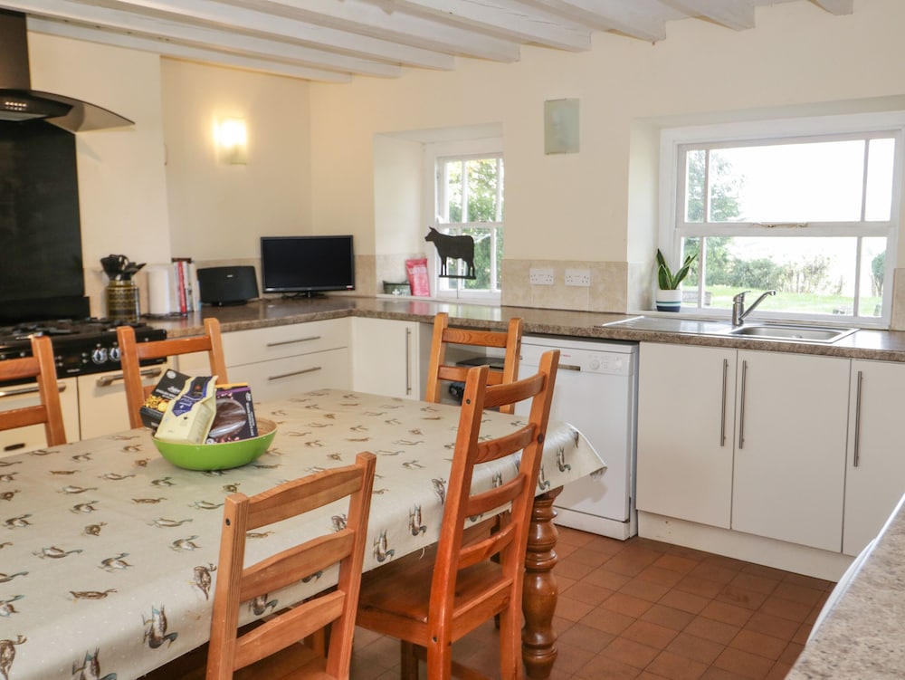 Bryn Dedwydd Farmhouse