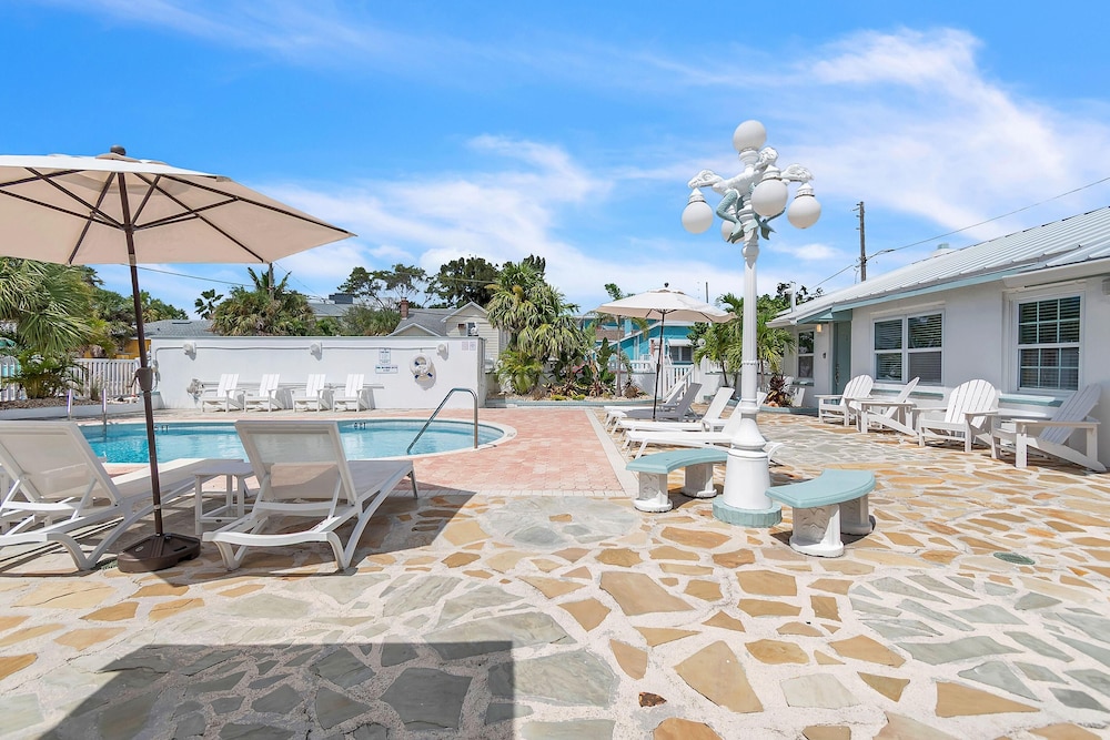 The Bungalows #4