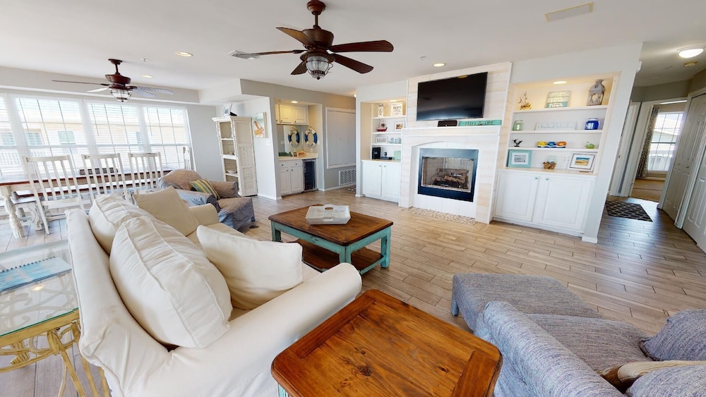 South Beach Ocean E by Tybee Vacation Rentals