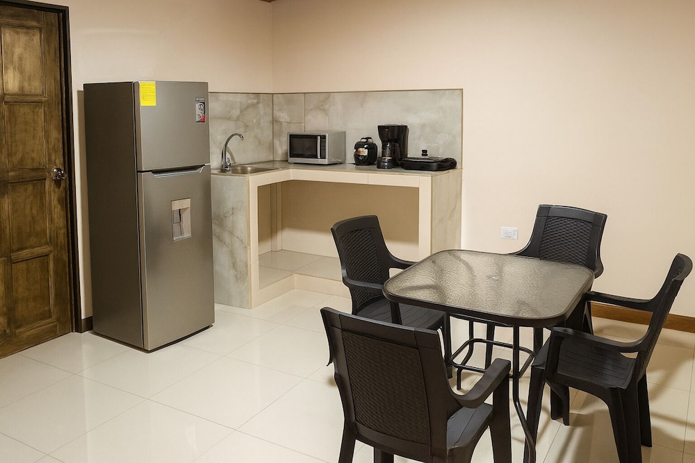 KEYTRI ROOMS