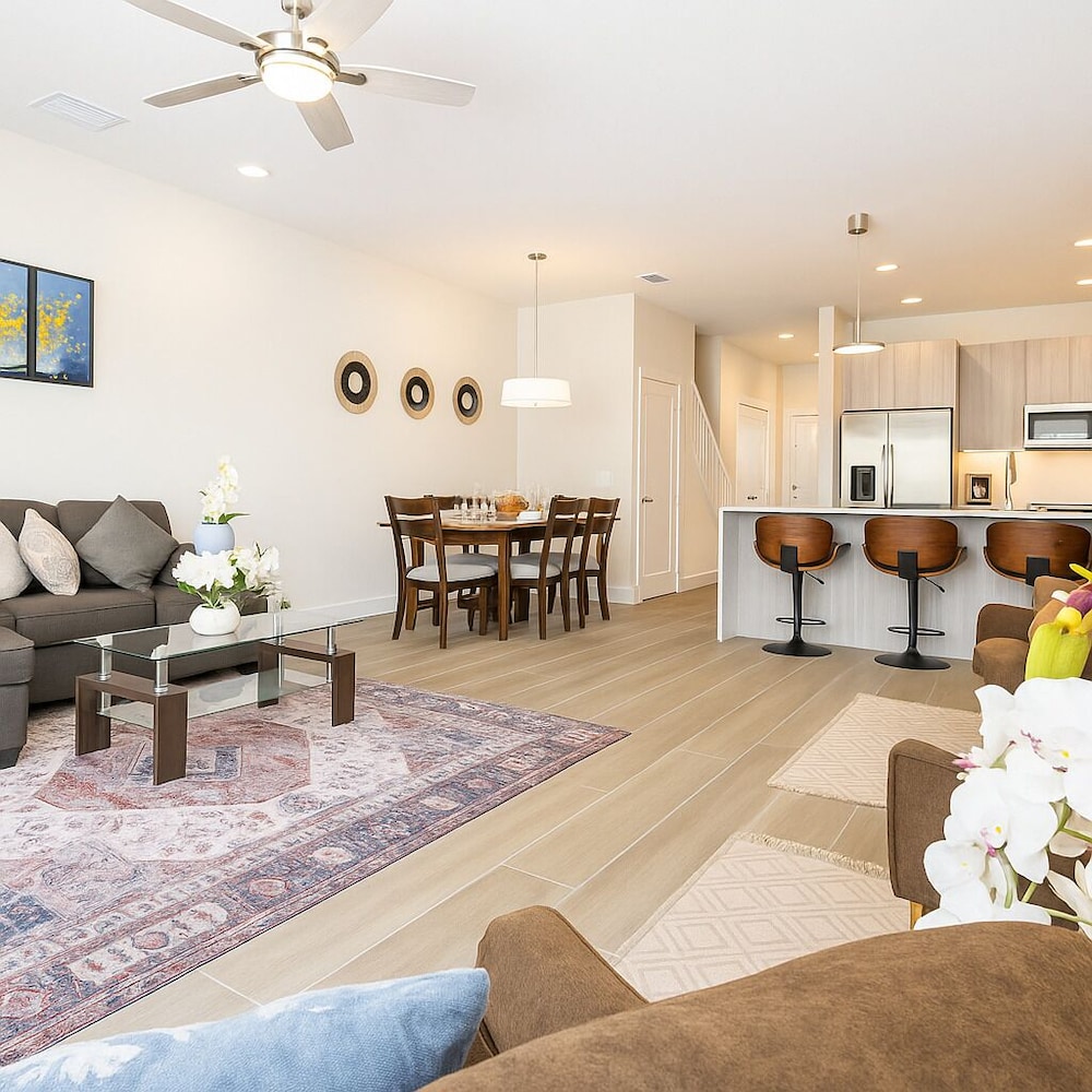 Brand New Luxury House in Clermont