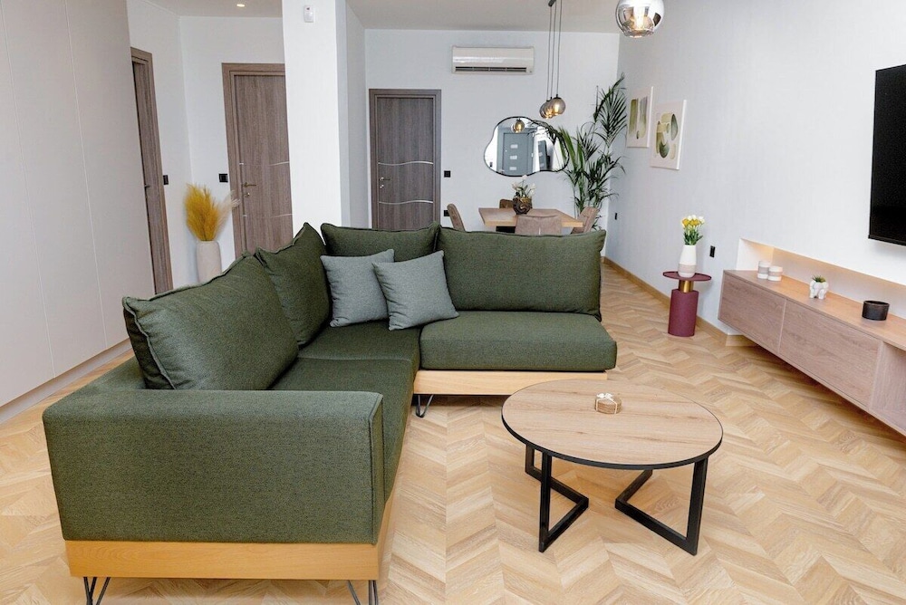 G B Urban Spa by Cretanhouses