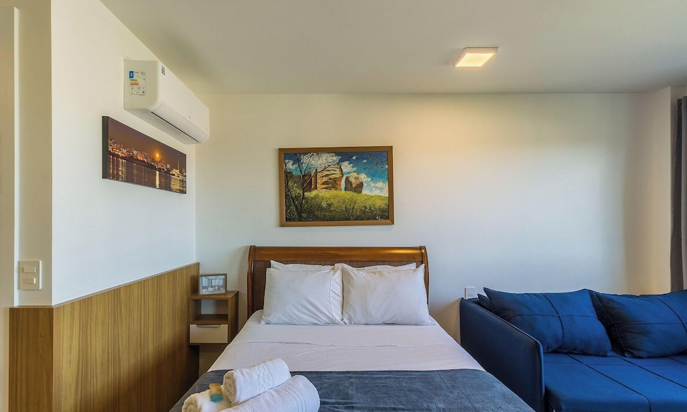 Condominium w/ Complete Leisure Facilities and Unbeatable Location in POA - Bles