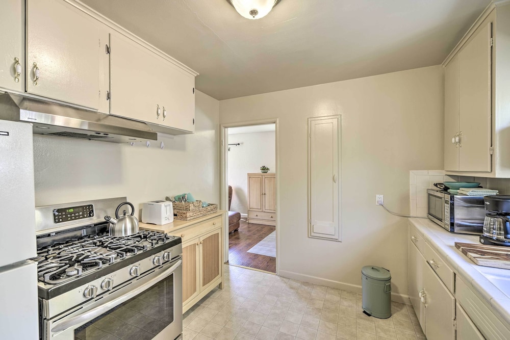 Bay Area Apt ~ 3 Mi to Downtown Mountain View