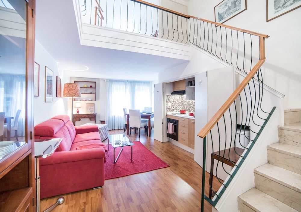 Rent In Rome - Appartamento Archimede