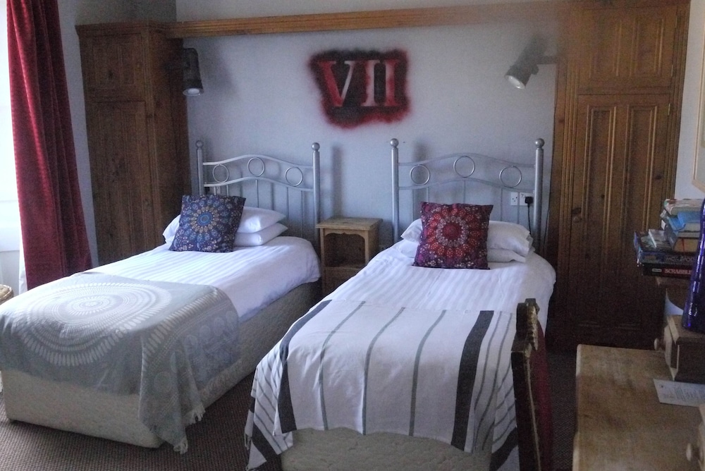 Photo 10
