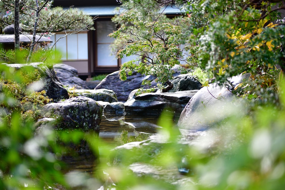 oninosumika, Izu - 12