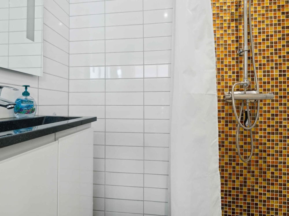 5 Star Holiday Home in Ronne