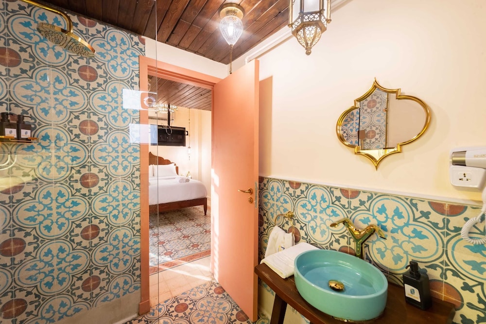 Marrakesh 1bdr w/ Jacuzzi Terrace @ Downtown Cairo