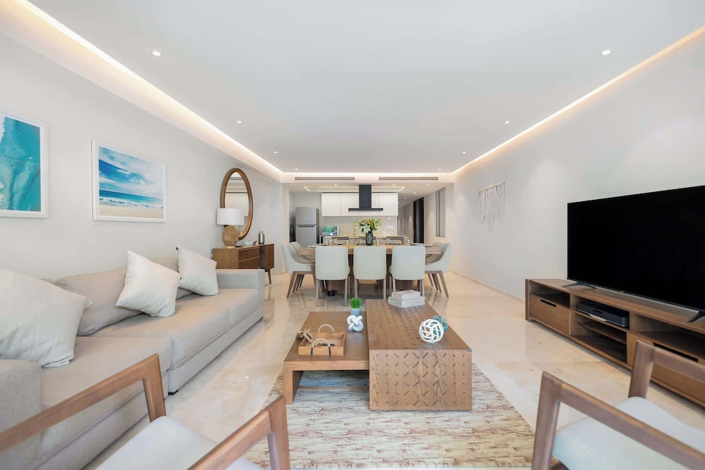 Amazing Condo - Beach Access - Spa - Pool