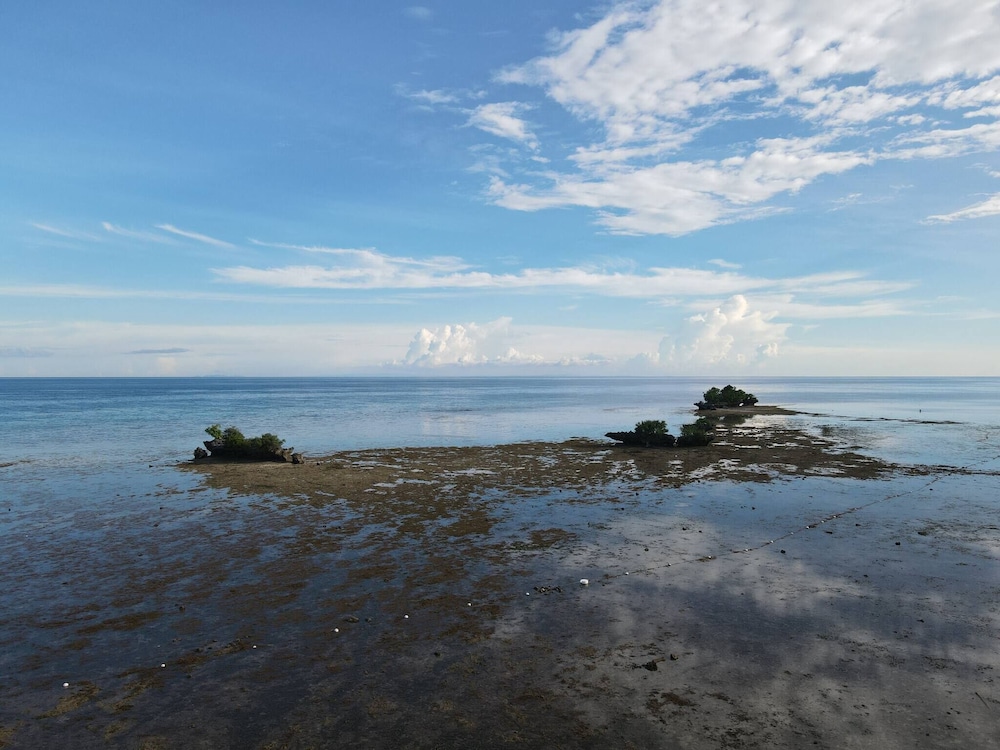 Balcon - Exclusive Private Villa in Camotes Island, Cebu, Philippines
