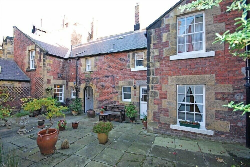 Dorothy Forster Court