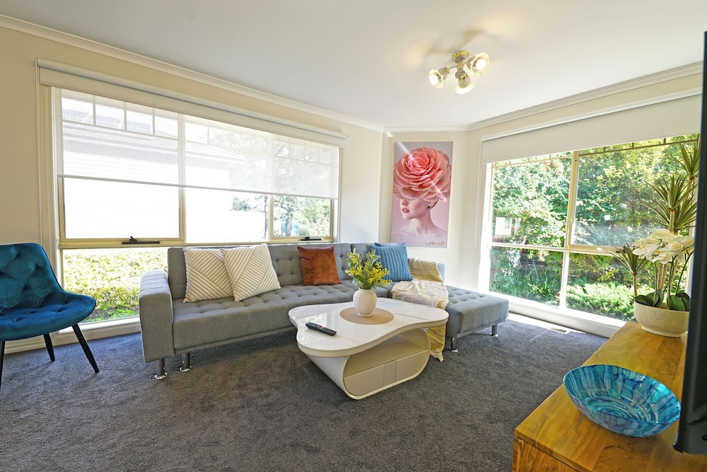 Exquisite 2BR Staycation Ringwood