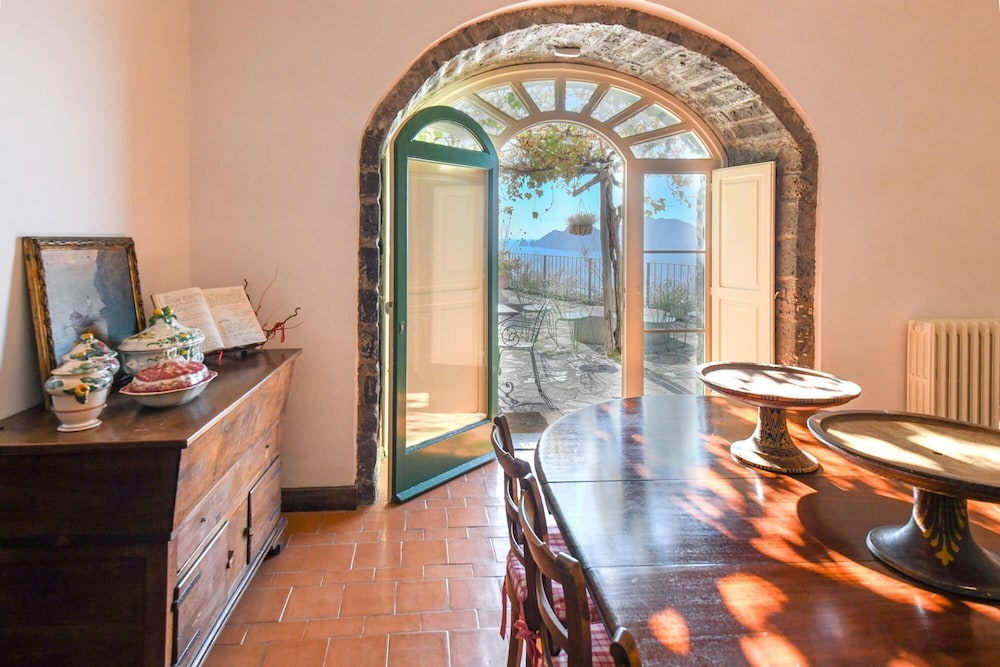 Villa Vista Splendissima Amalfi Coast Stone Villa Pool Garden Splendid Views view 3