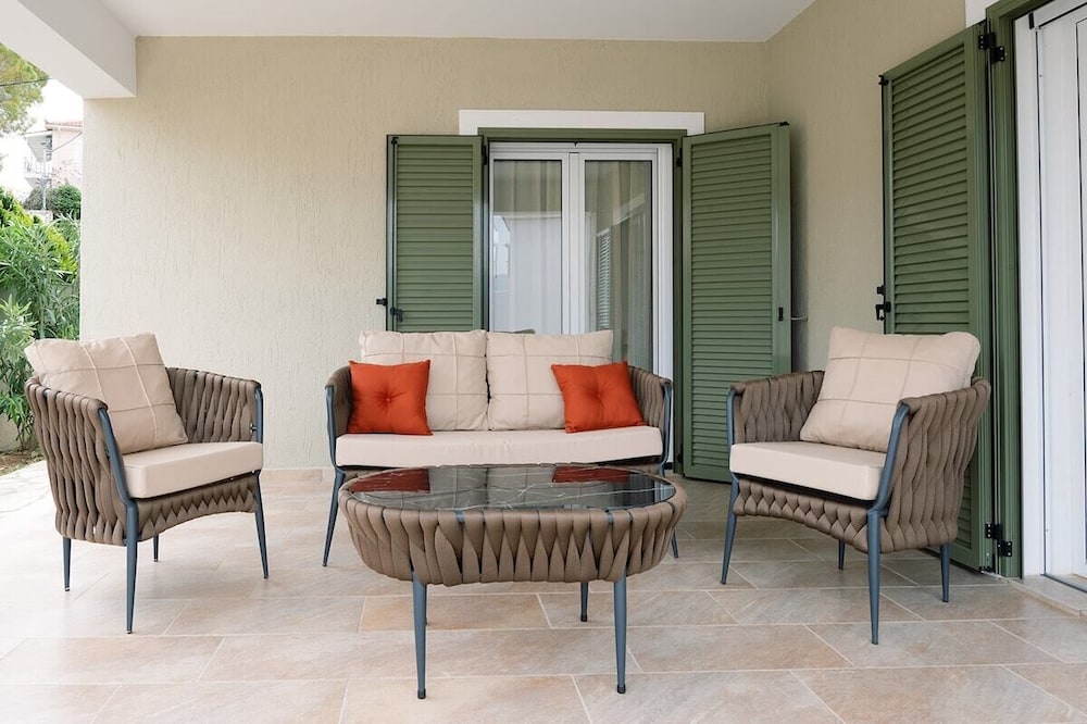 Vasilopoulos Residences - Villa Chloe