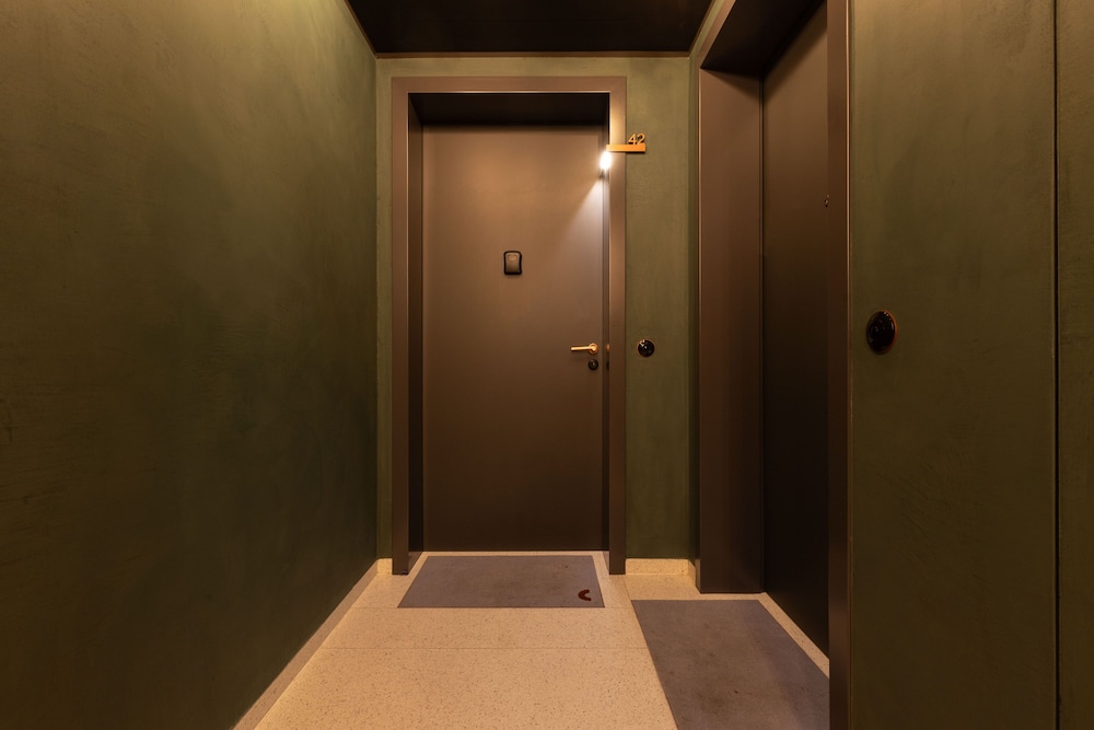 Exclusive Apartment by Renters Prestige view 4