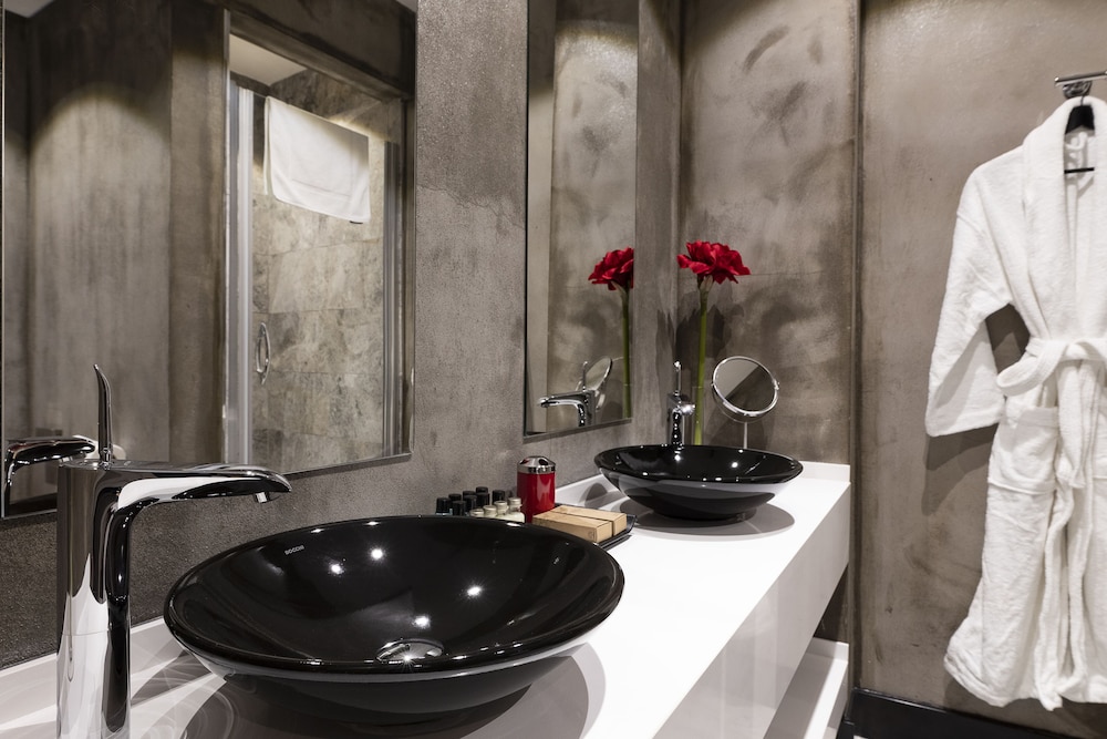 Nabu Hotel - Image 51