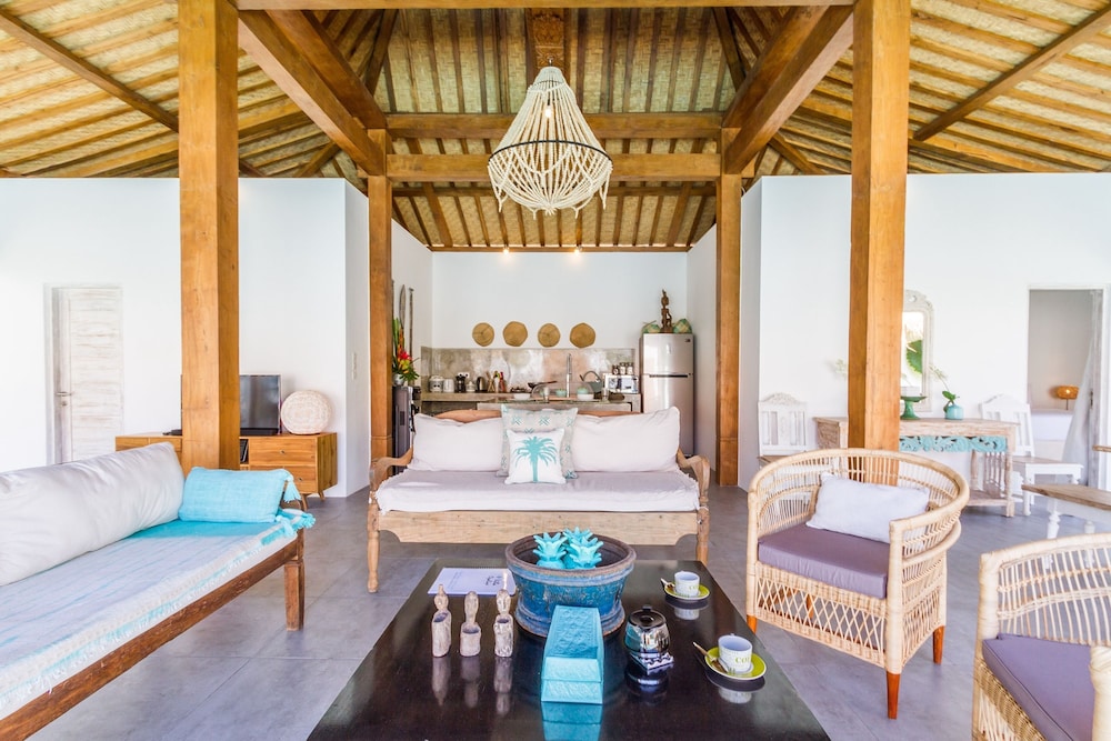 Villa Opaline by Alfred in Bali - Exquisite Architectural Villa With Outdoor Pool Seminyak