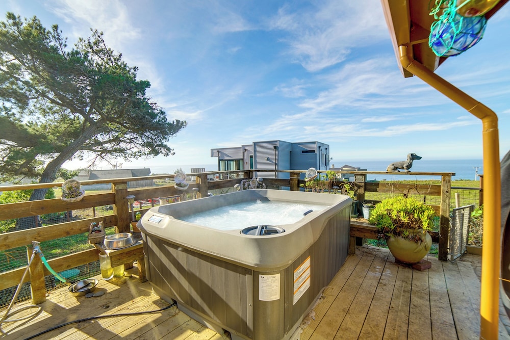 Private Beach Access: Pet-friendly California Gem!