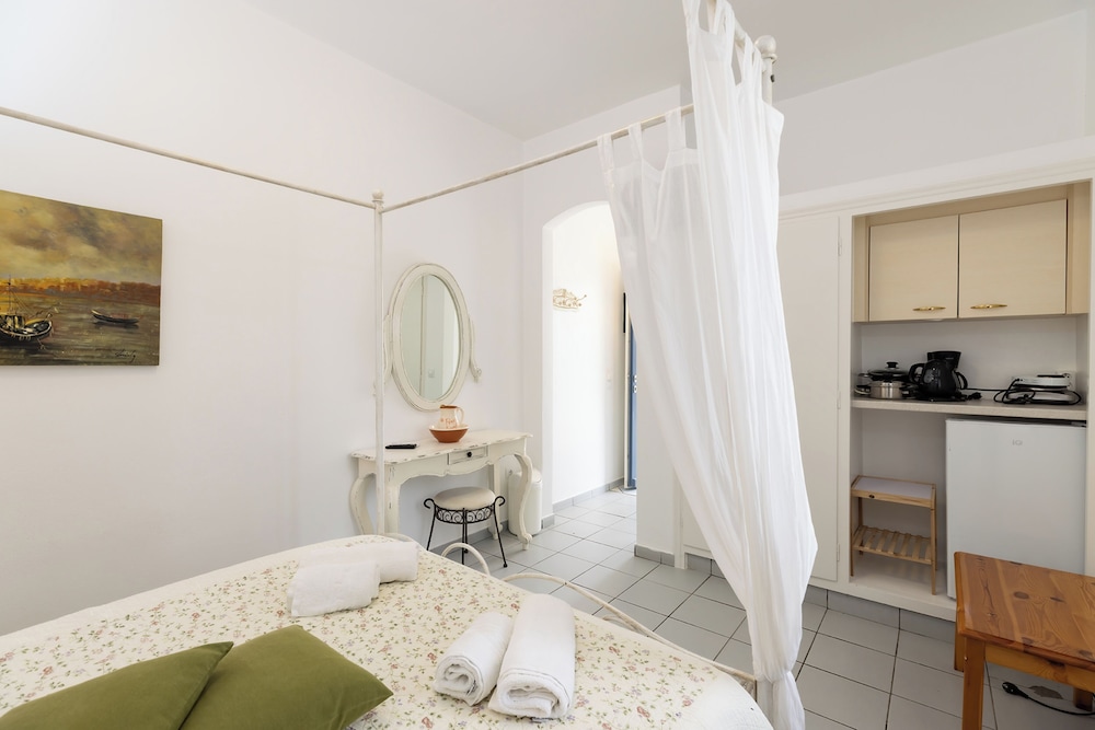 Pension Ageliki