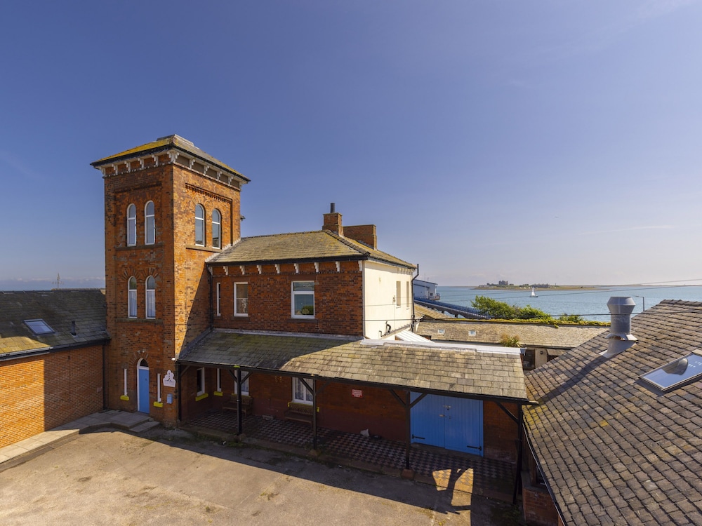 Roa Island House