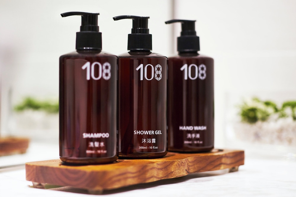Hotel 108