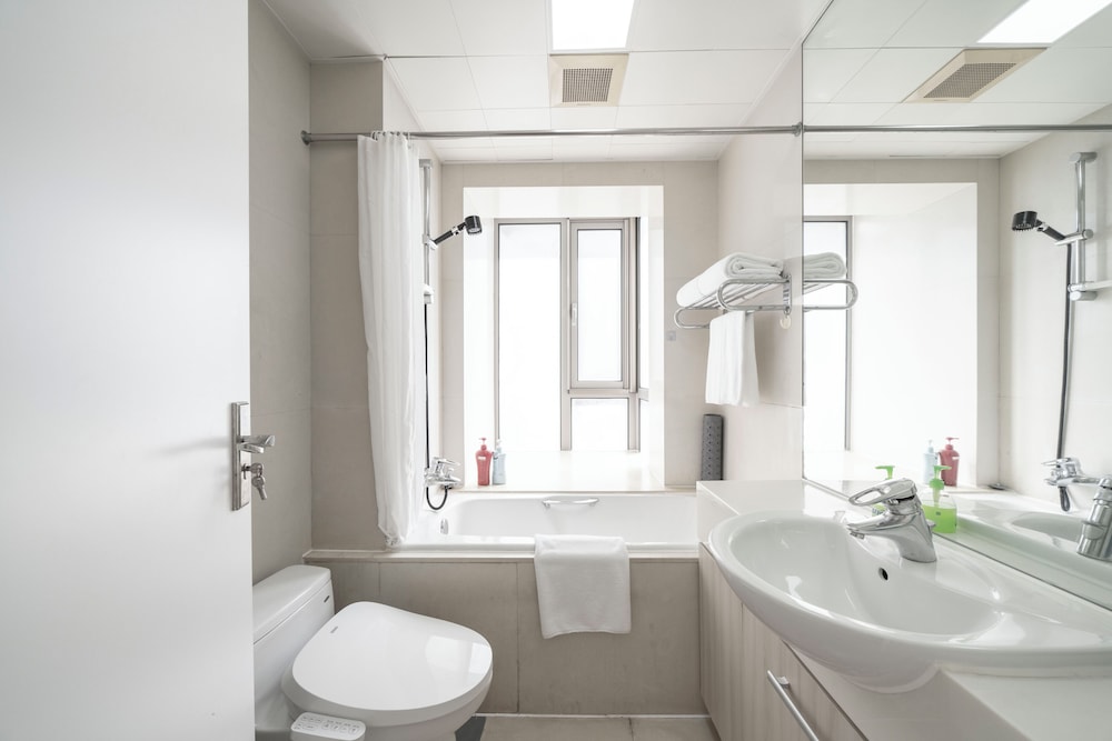 Tyms Cozy 2BR 1BA Apt Yongxin Century